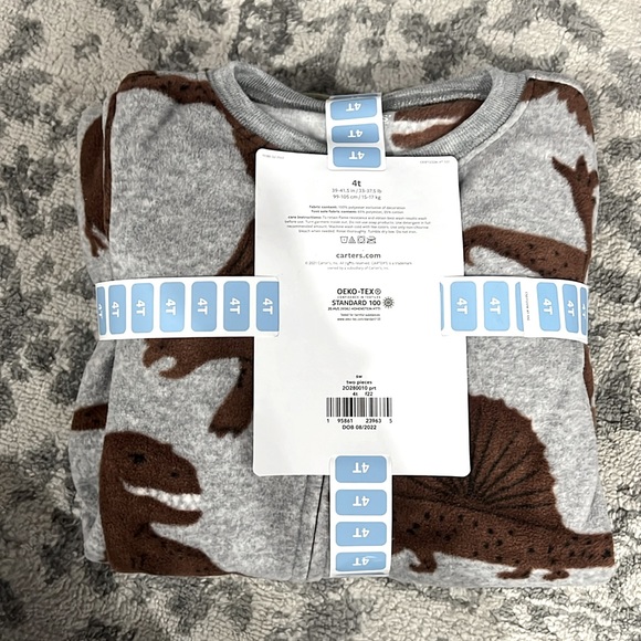 2 piece Carters 4T fleece onesies - Picture 2 of 2